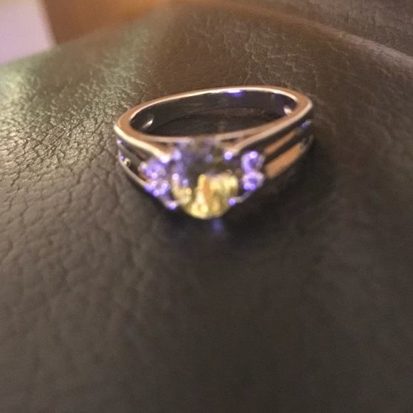 Jewelry - Triple Engagement ring style band